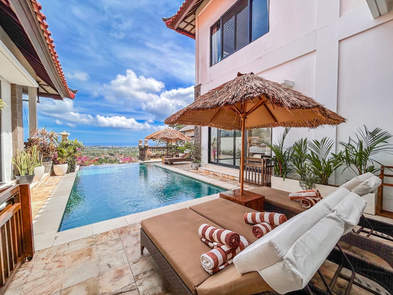 Villa Leana-Family Friendly with Pool Fence & Cook