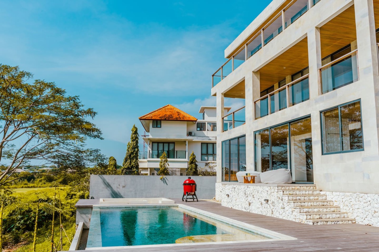4BR Private Pool Villa in Pecatu