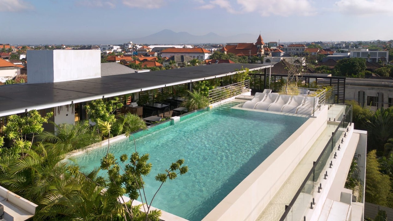 1BR Modern Apartment 102 w...