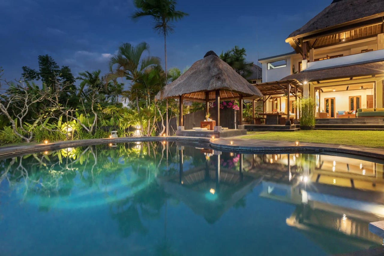 2 Bedrooms Beautiful Sunset Villa Near Balangan