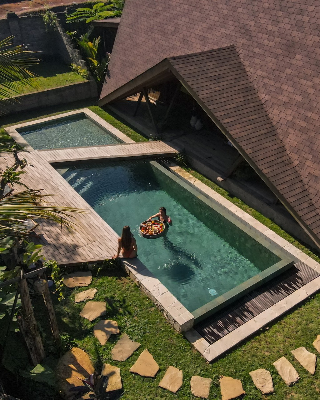 Unique A-frame Villa, Jungle V…