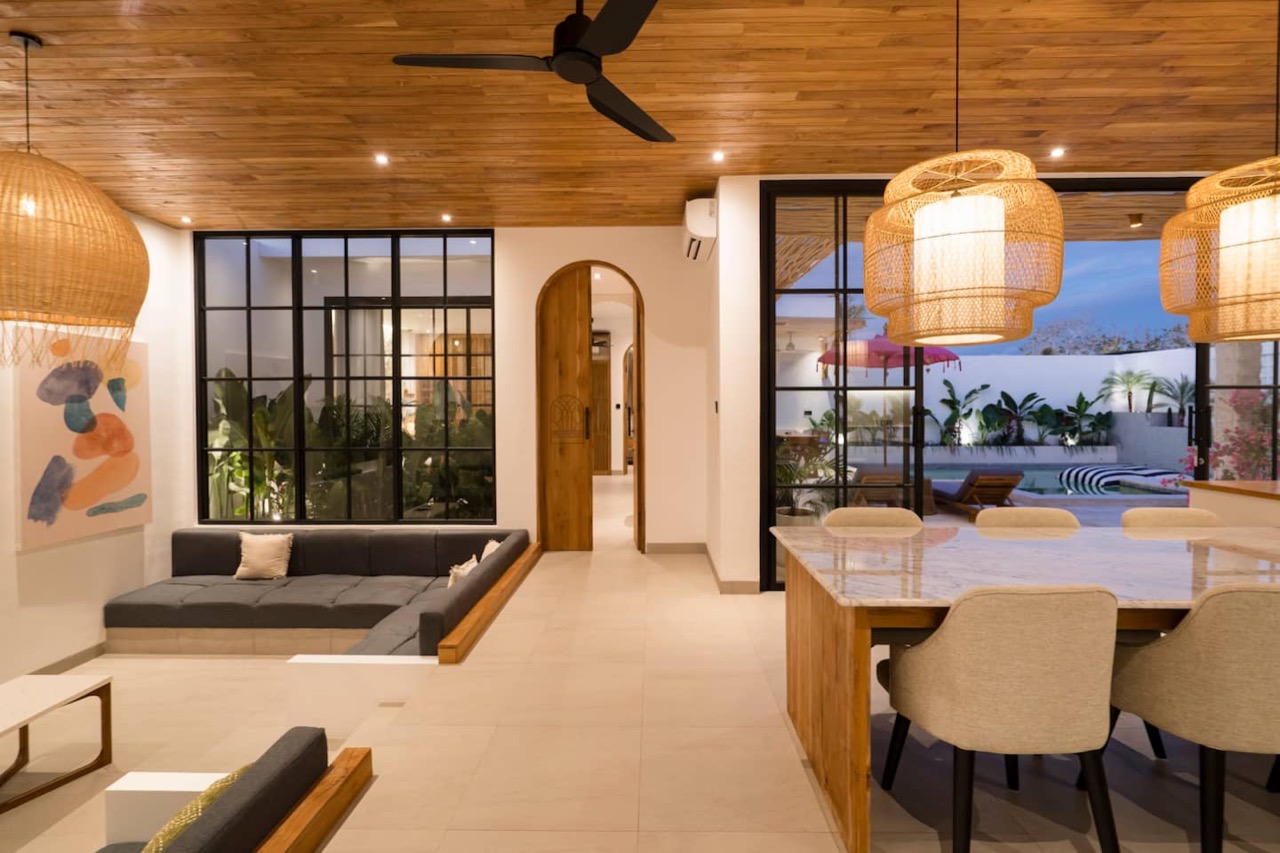 Modern Chic 2BR Mediterrane…