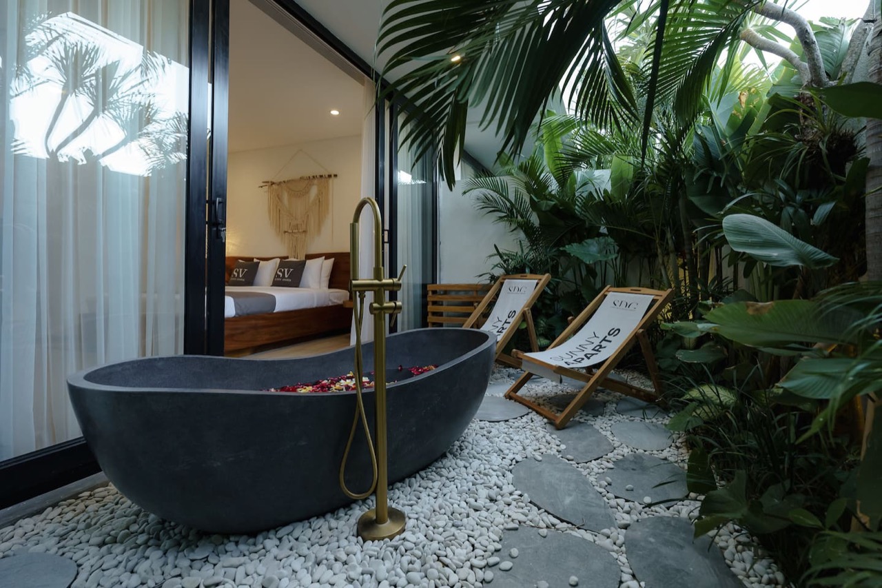 Exclusive Retreat with Outdoo...