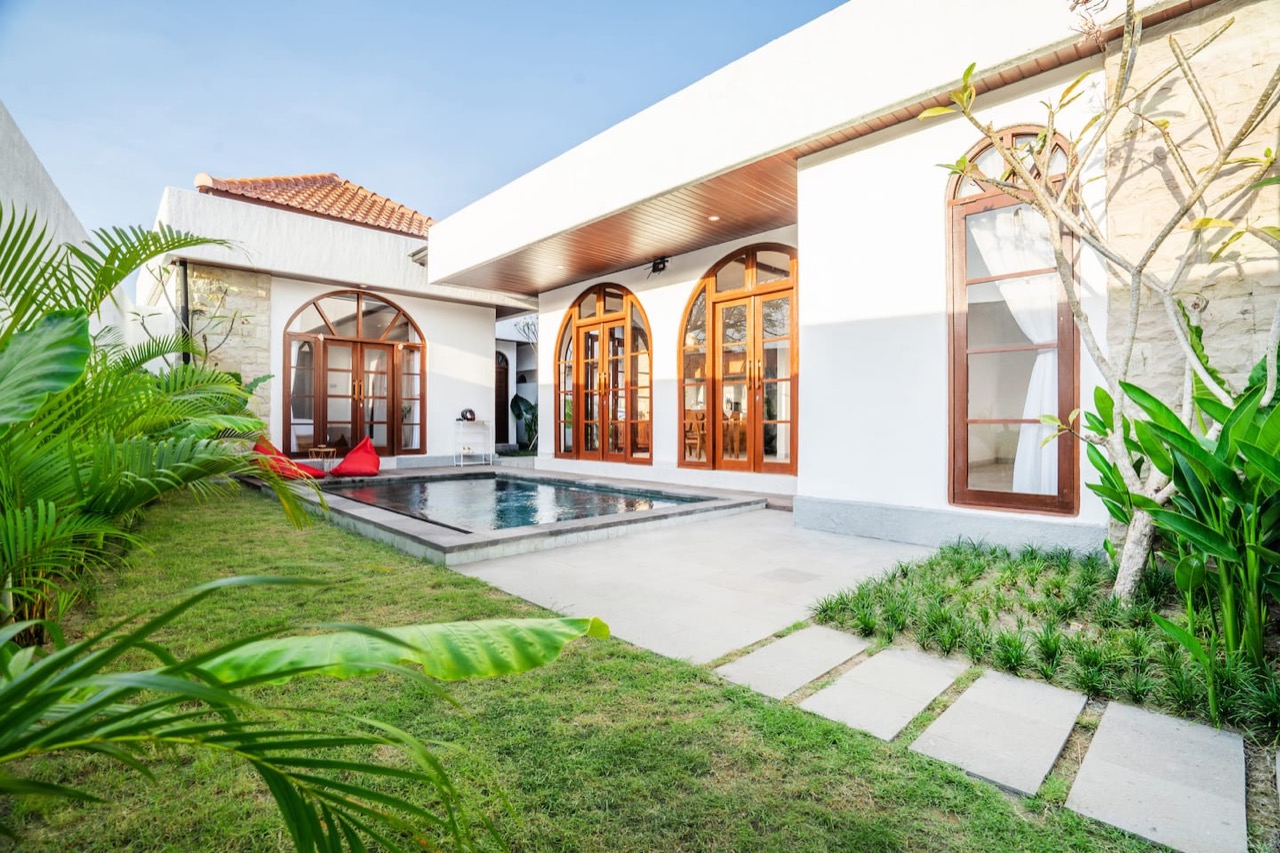 The Grand Royal Villa: Inspired by Bright St...