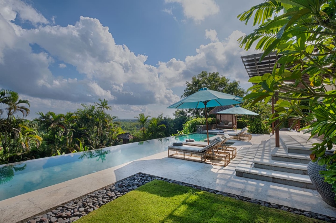 Villa Bayu II - luxury villa, full…