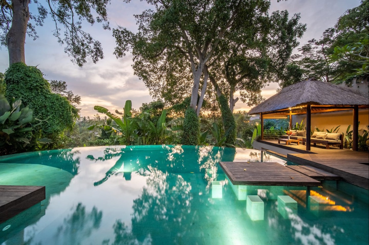 Ubud Villa - 4BR Jungle View...
