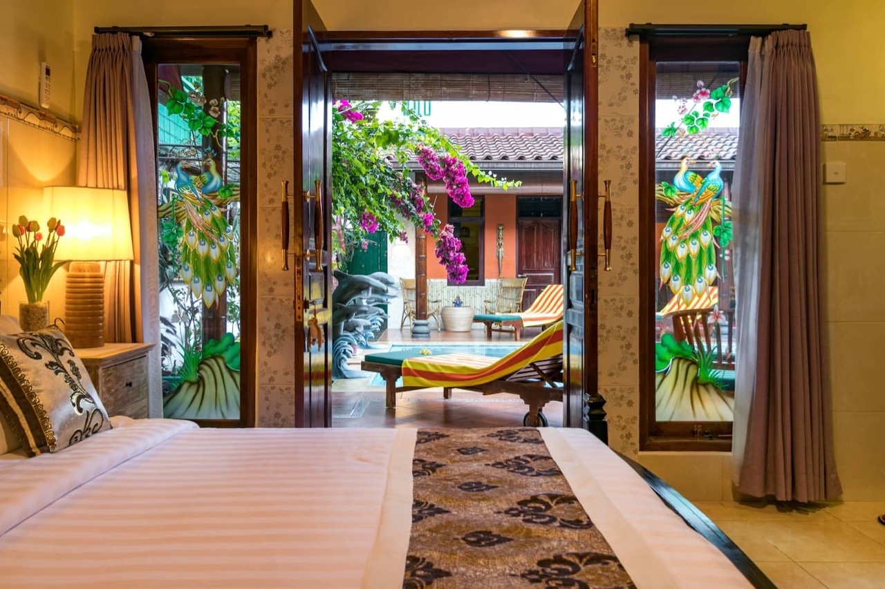 Tropical Oasis - Private Pool and Rooftop Terrace