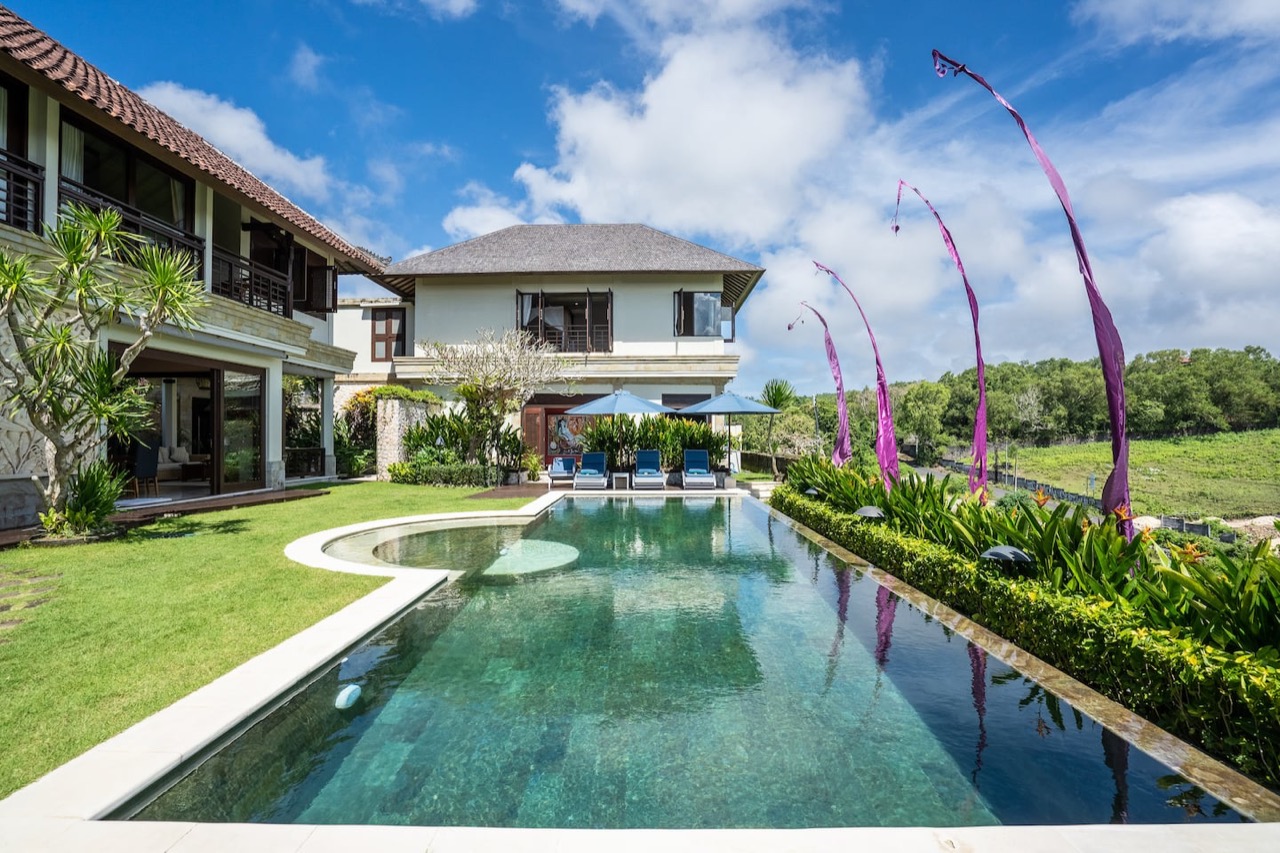 Luxury Villa with Sea View - Butler Service & Spa