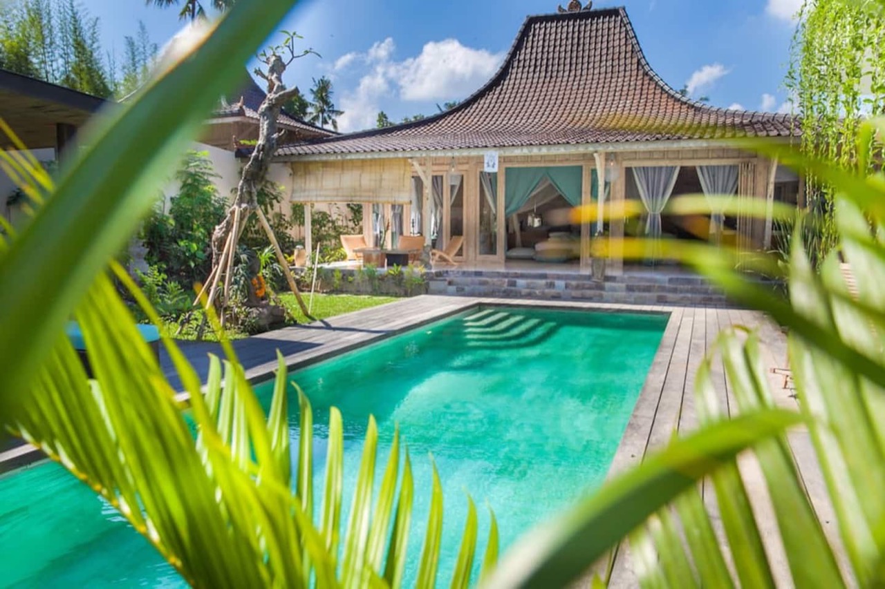 Luxury Comfy 2 BR Villa Mana...