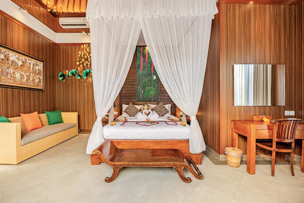 Honeymoon Package at 1 Be