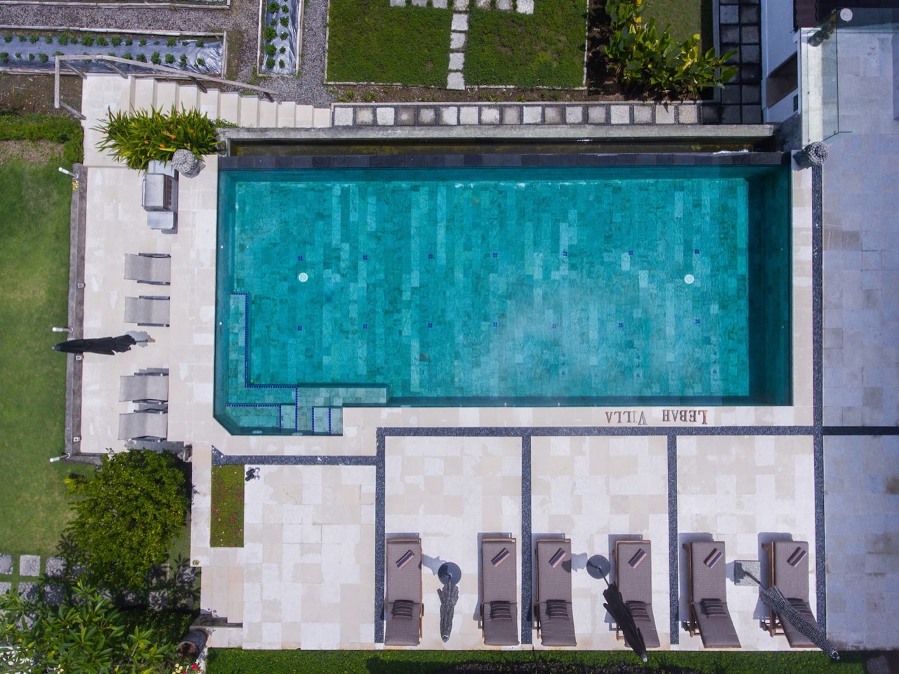 Wake in Paradise Luxury Villa ...