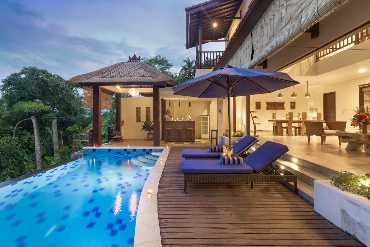 Peaceful 3 BR Family Villa in U...