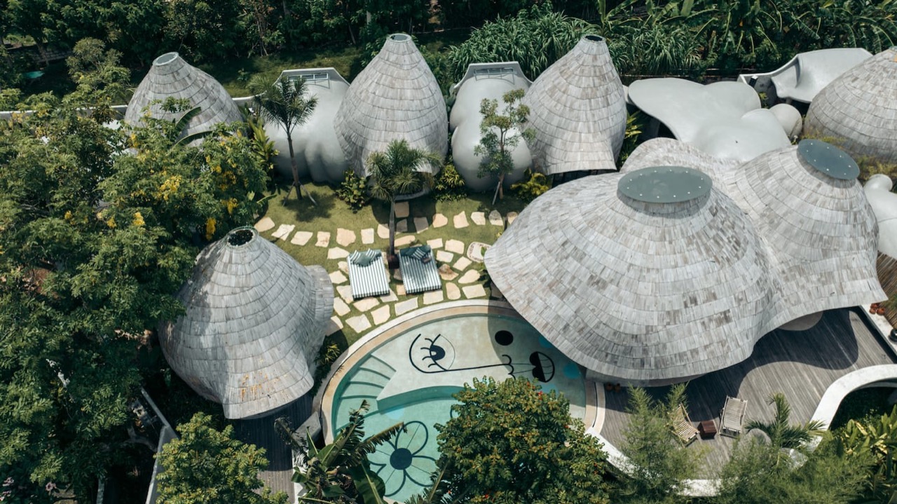 La Lourdes Bamboo Villa at Bandido.