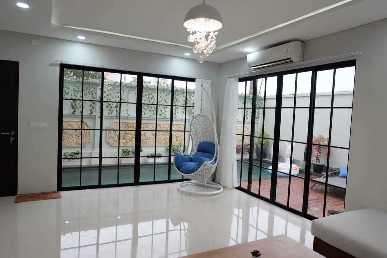 Lesurf 3 bedroom + private pool + rooftop
