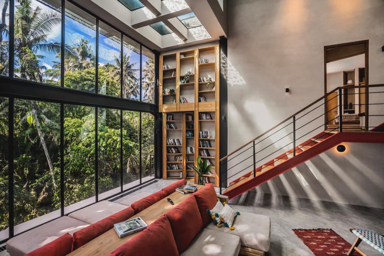 Luxe River Gorge Villa w/ Glas...
