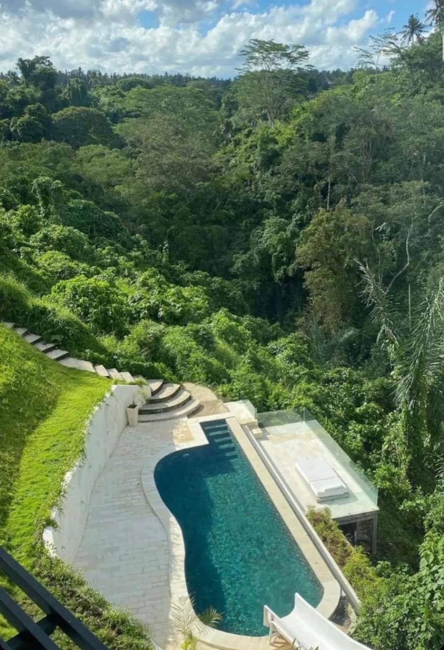 Viral Lux Villa w/ Waterslide @ …