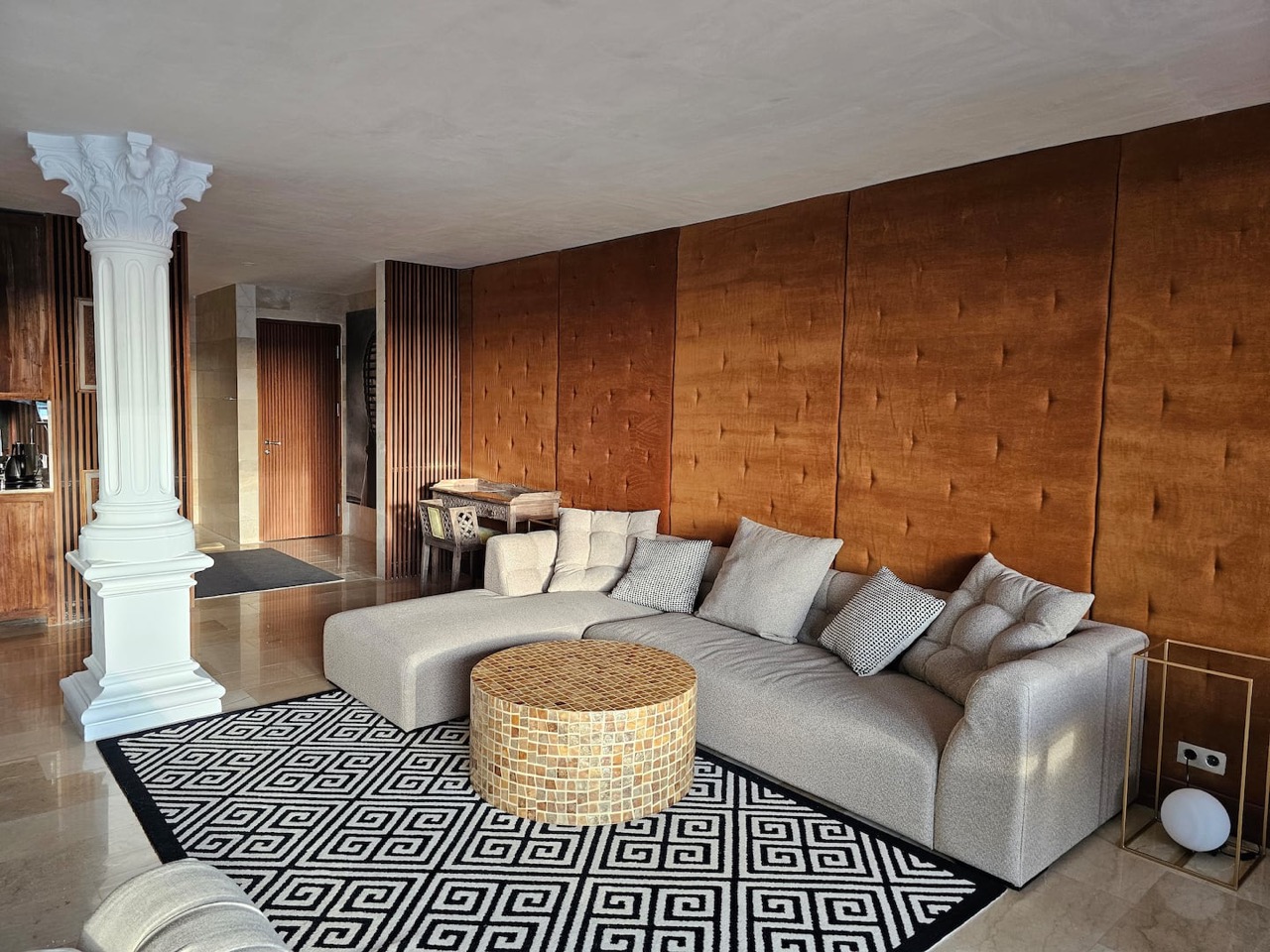 Best apartment in the heart of...