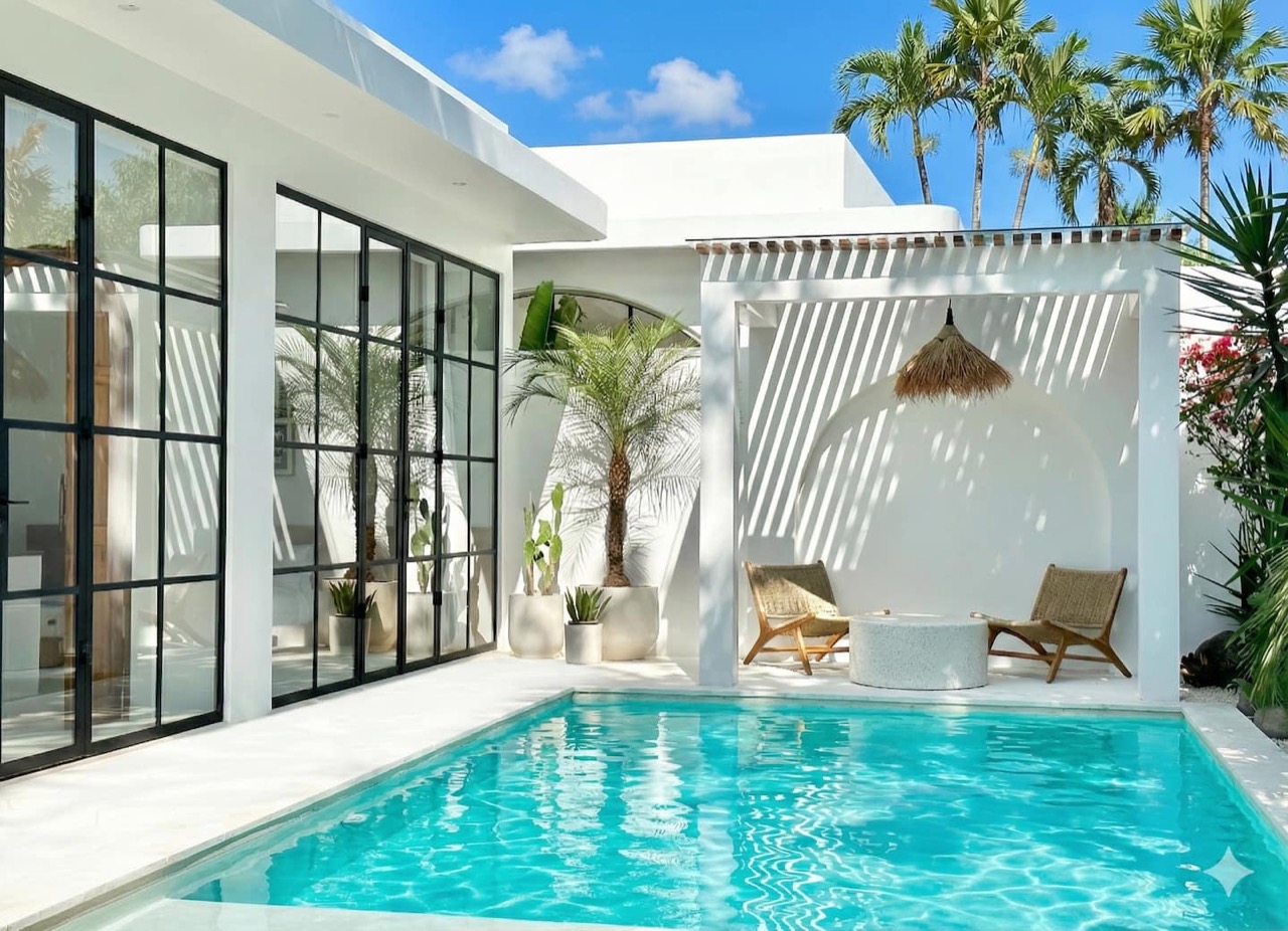 The Young Villas: Tropical 2 Br…