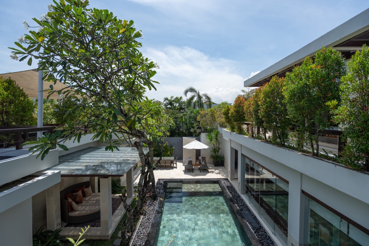 3-Bedroom Freehold Villa in Kedongan, Jimbaran - Walking Distance to the Beach