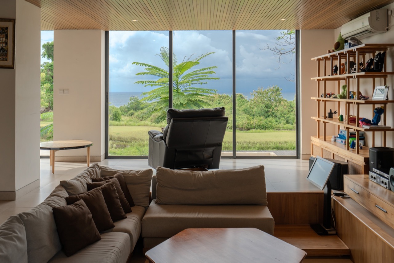 4-Bedroom Villa with Ocean & Golf Views