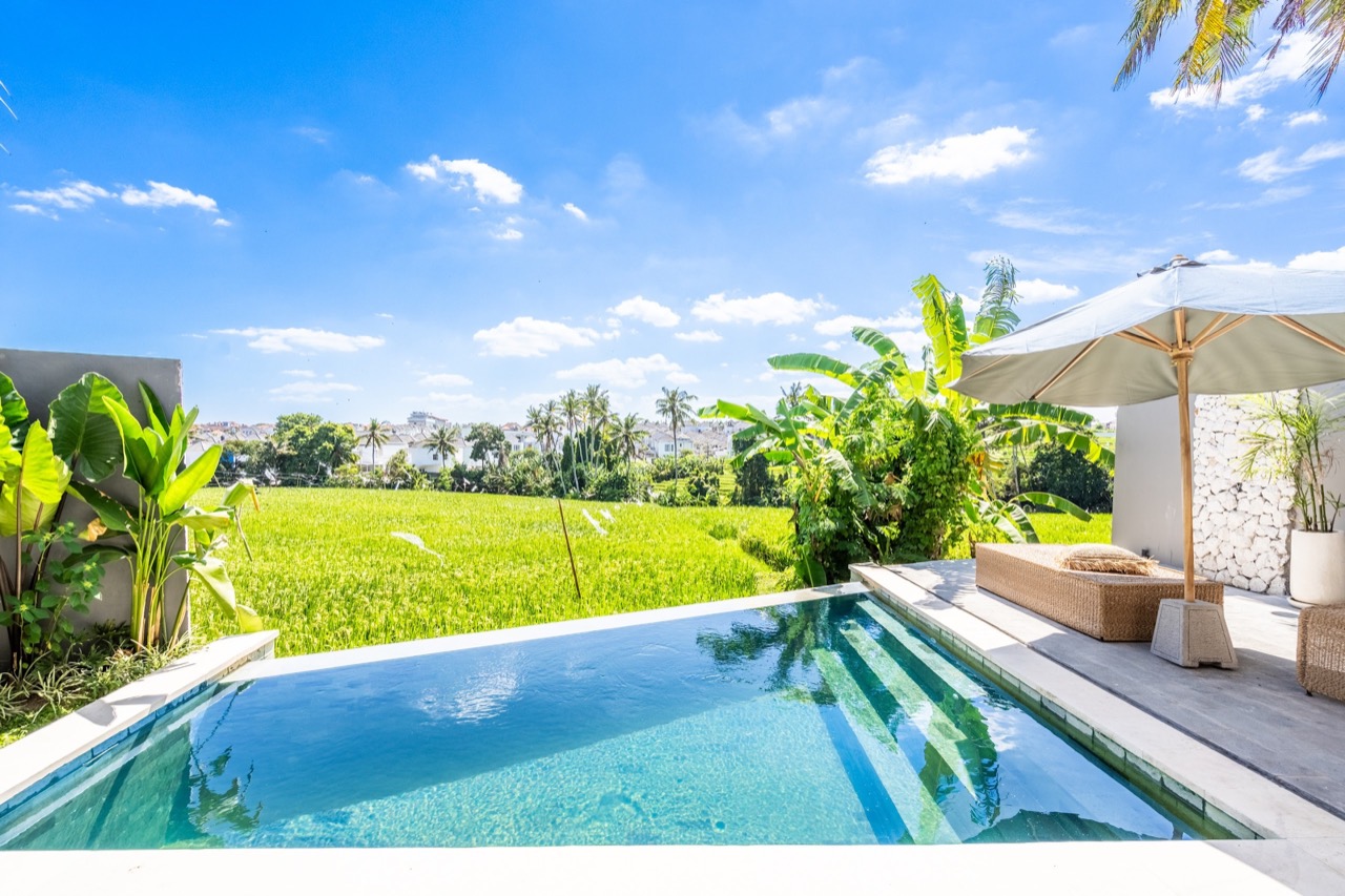 Mediterranean 3-Bedroom Rice-Fields Views Villa in Seseh