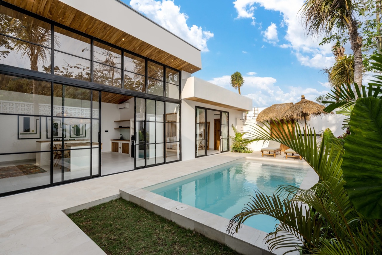 Mediterranean Style 2-Bedroom Villa in Yolla Bingin Complex