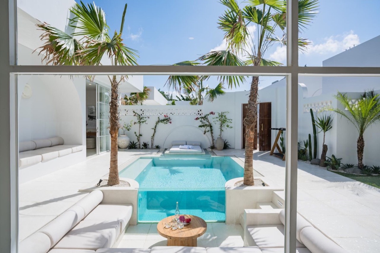 Modern Three Bedroom Villa in Bingin