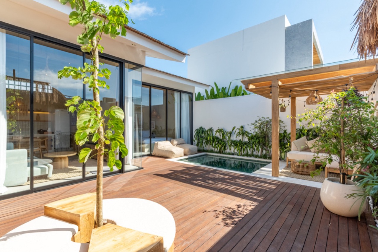 Modern Tropical 1-Bedroom Villa at Yolla Nyang Residence