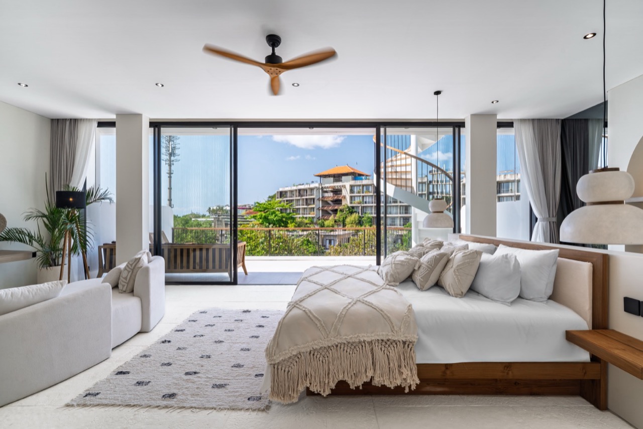 3-Bedroom Ocean-View Villa in Dreamland